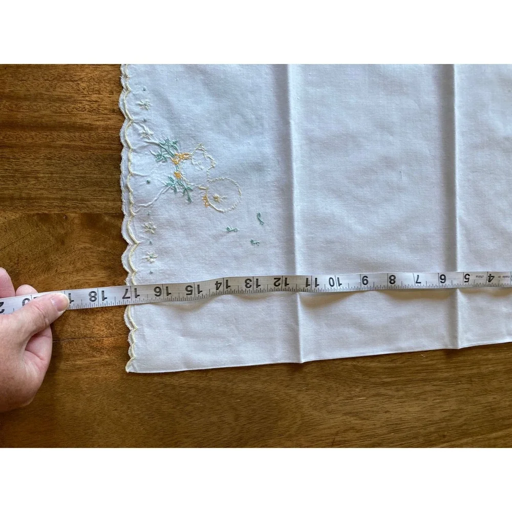 VTG Embroidered Crib Top Sheet and Pillow Case Set‎ Chick Classic
